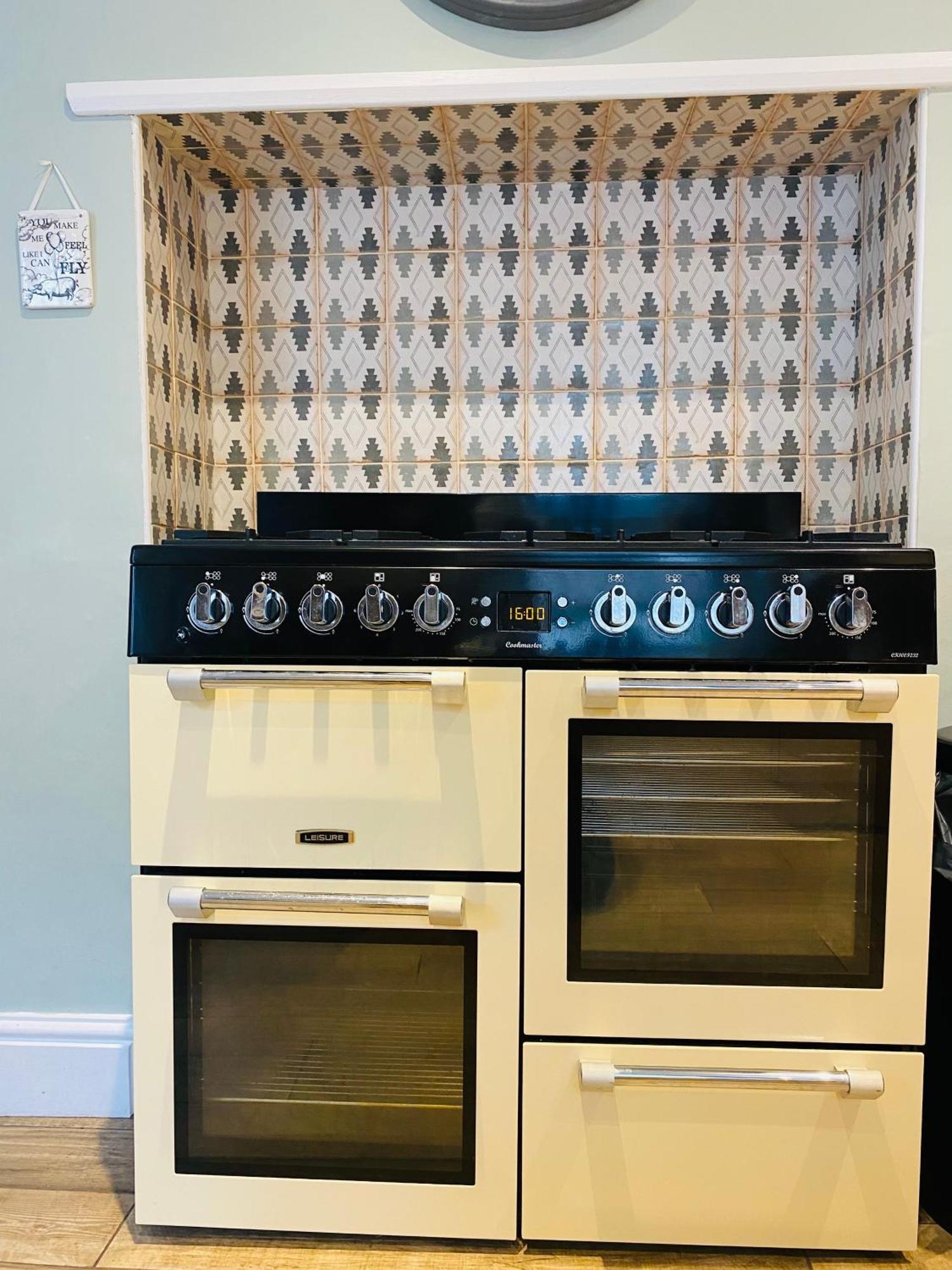 Holiday home Ocean Terrace, Ilfracombe, 4 Bedrooms, Sleeps 8, Stunning Sea Views, Parking, Garden, Pet Friendly *