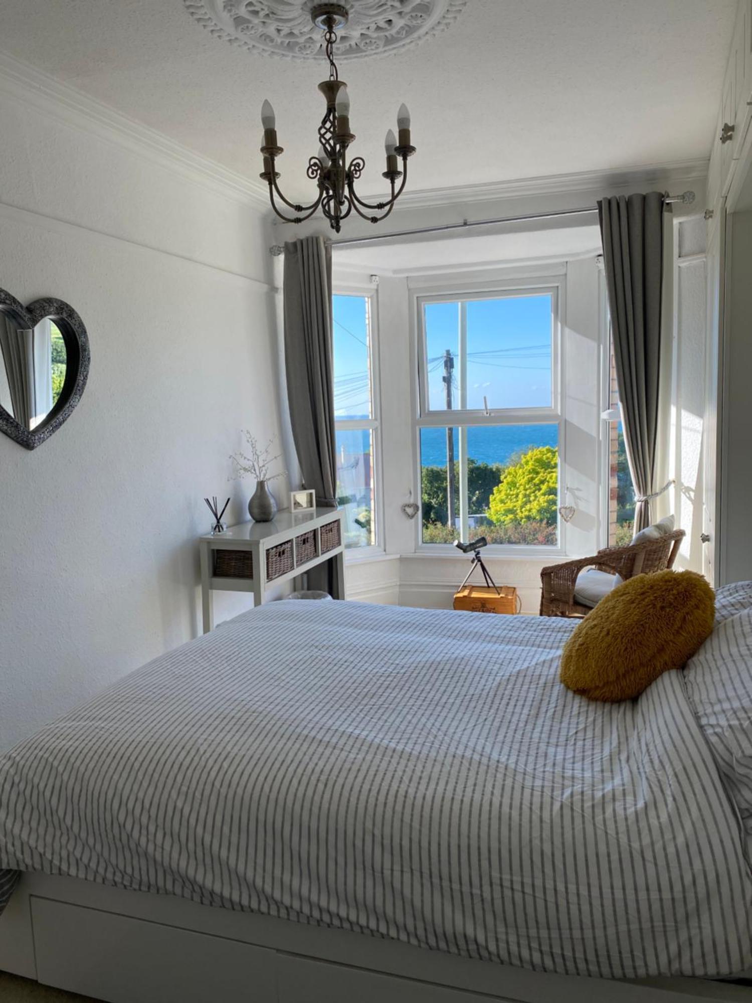 Holiday home Ocean Terrace, Ilfracombe, 4 Bedrooms, Sleeps 8, Stunning Sea Views, Parking, Garden, Pet Friendly *