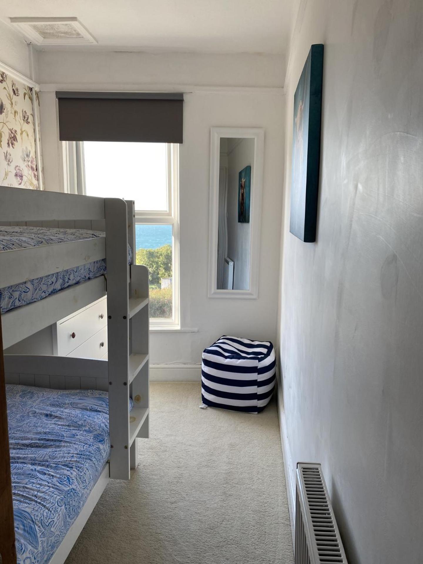 Holiday home Ocean Terrace, Ilfracombe, 4 Bedrooms, Sleeps 8, Stunning Sea Views, Parking, Garden, Pet Friendly